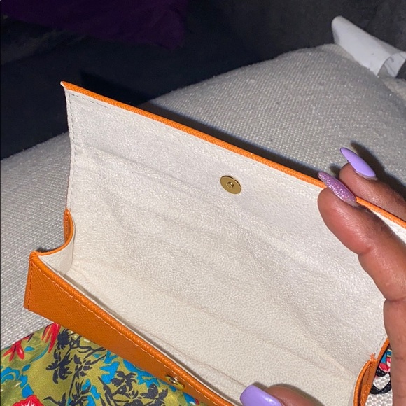 Tory Burch Orange Leather Eyeglass Case – Logo Snap Closure - Picture 4 of 5